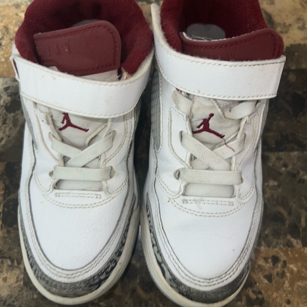 Jordan Kids Sneakers in White and Burgundy
